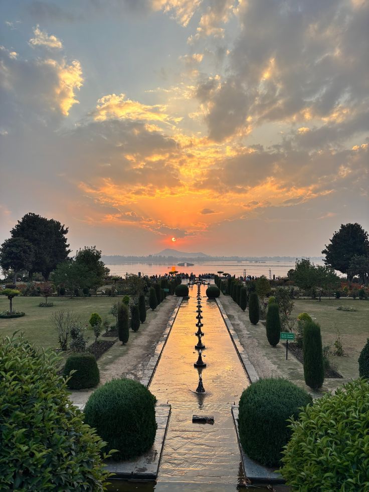 Mughal Garden Srinagar